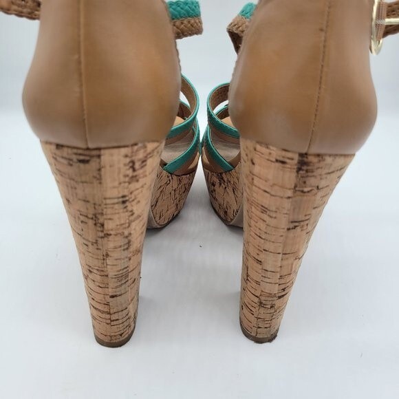 BCBGeneration PL-Sanfordx Lt TAN/Aqua Vitello Size 9m Heel - Picture 7 of 11